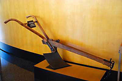 John Deere Pavilion - 1837 Plow Reproduction